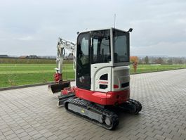 Takeuchi TB325R Bagger