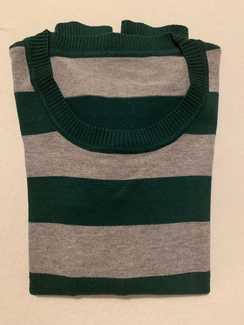 Maglioni & Felpe: Sweatshirt – Usato da Urdorf venduto da lil_bw7r