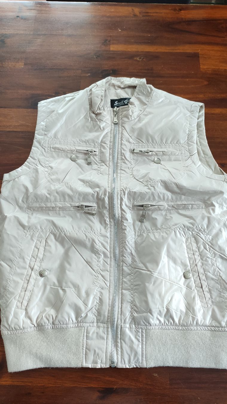 Altro abbigliamento per bambino: Jilet Neu, Grösse 176 – Nuovo (secondo la descrizione) da Wohlen AG venduto da art_9qvl
