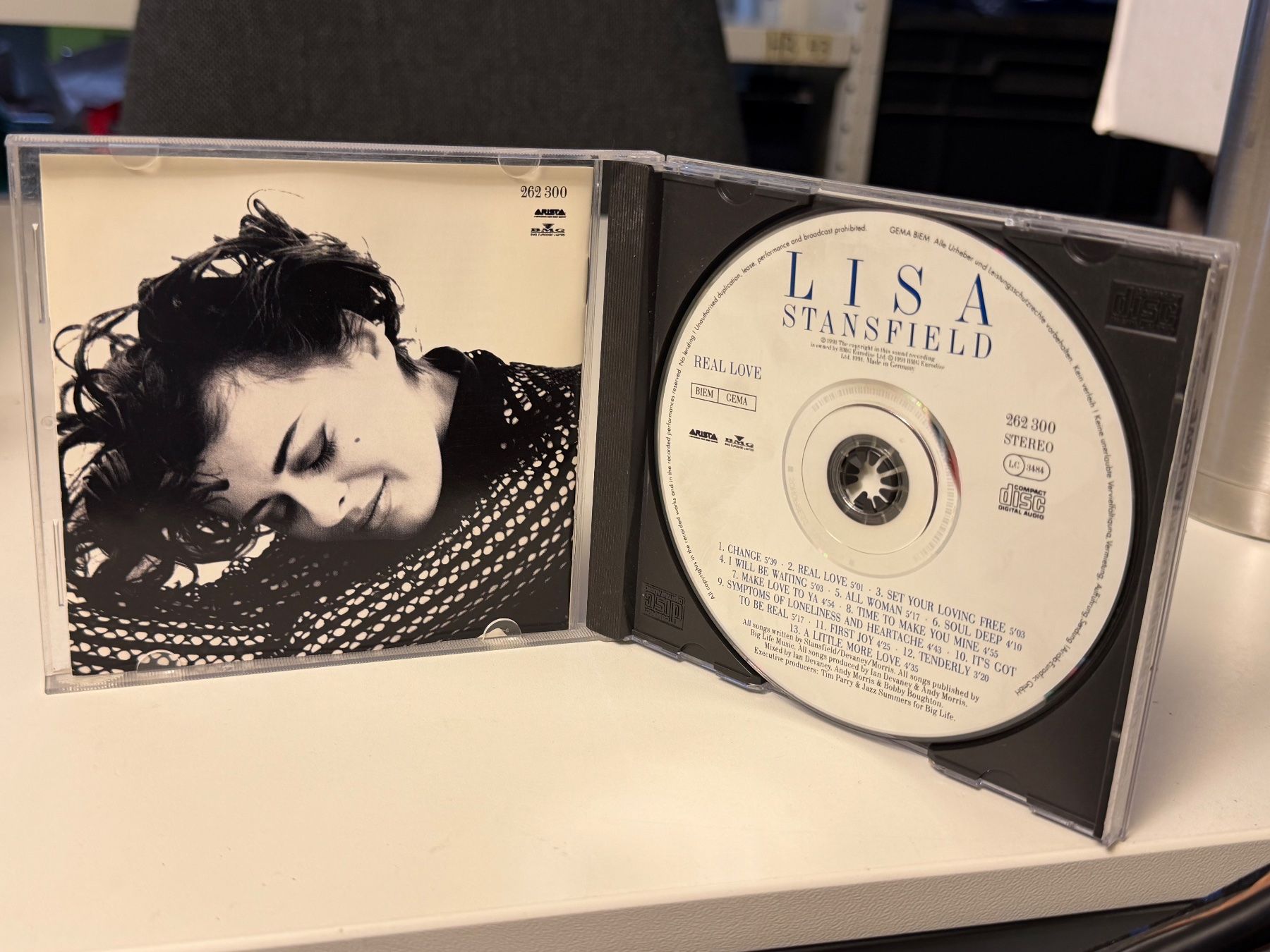 CDs: Lisa Stansfield - Real Love - HB22A – D'occasion à Küsnacht ZH par Jazztilldawn 2