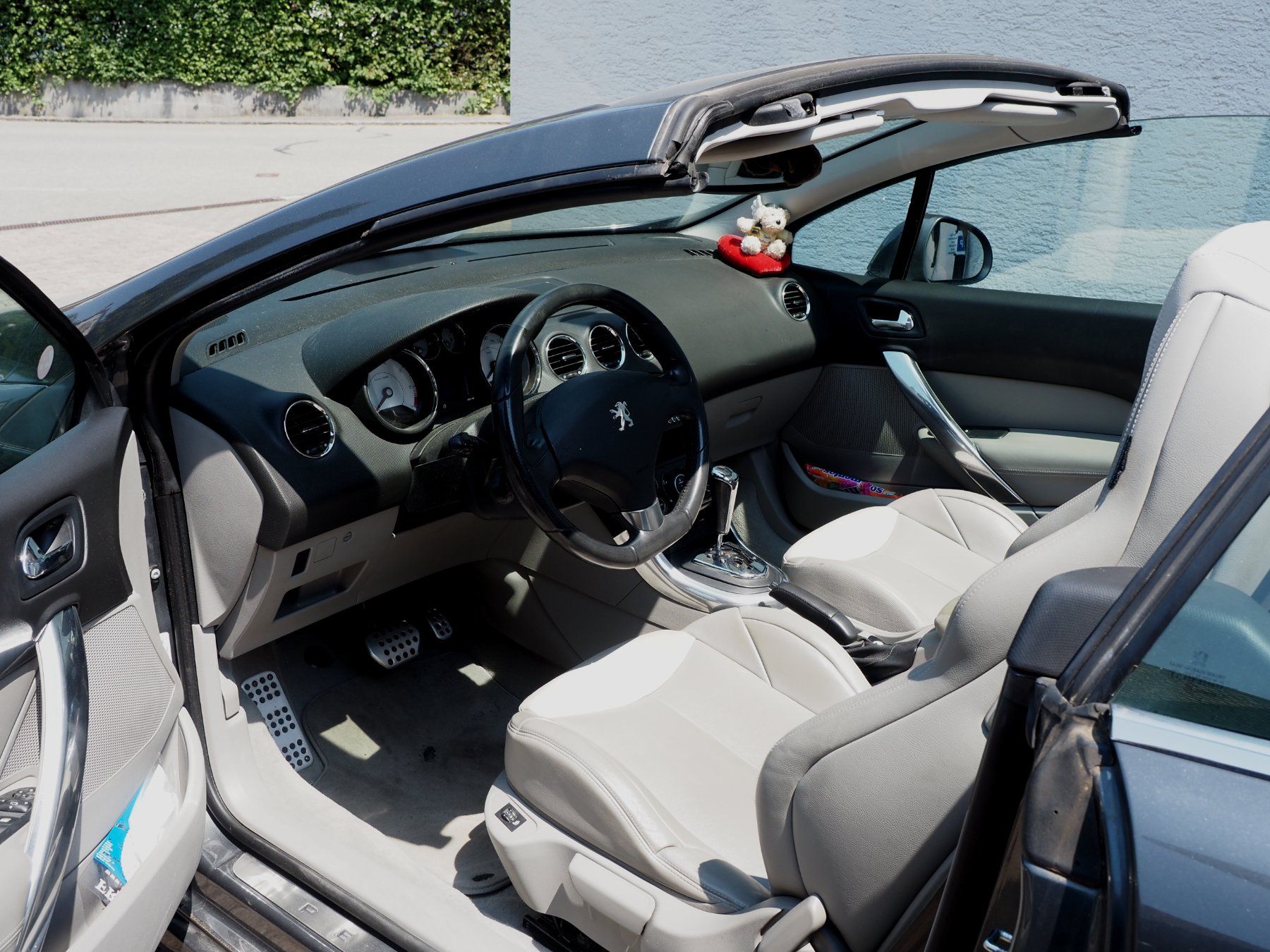 Peugeot Autos: Peugeot 308 CC Cabrio mit Blechdach – D'occasion à Embrach par Woeem 3
