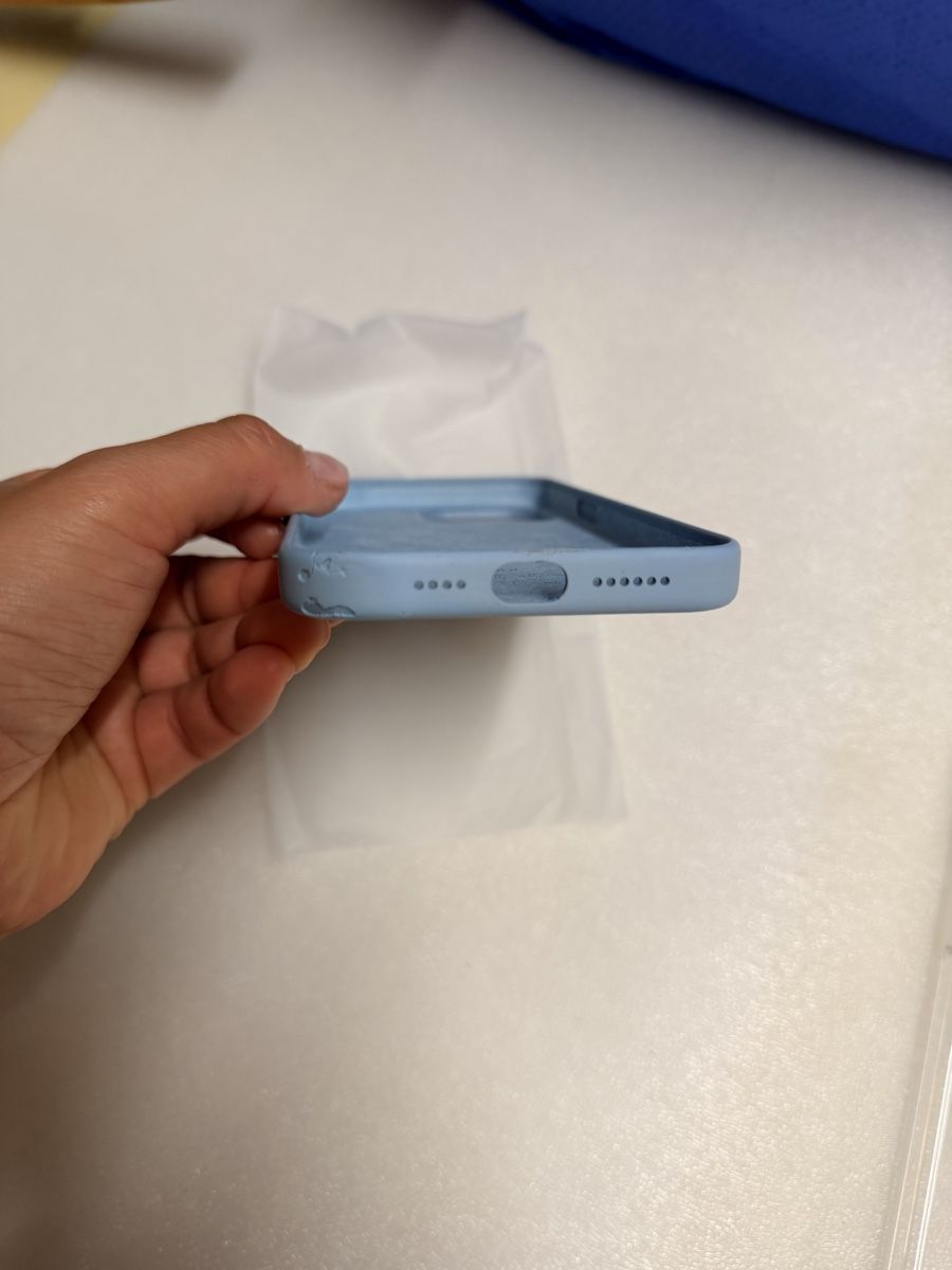 Apple Coques & Protection écran: iPhone 15 Pro Max Silicone Case Magsafe – D'occasion à Allschwil par KYJS 2