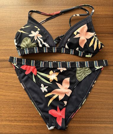 Maillot de bain Roxy Girl, taille 14 ans, fleuri, été!