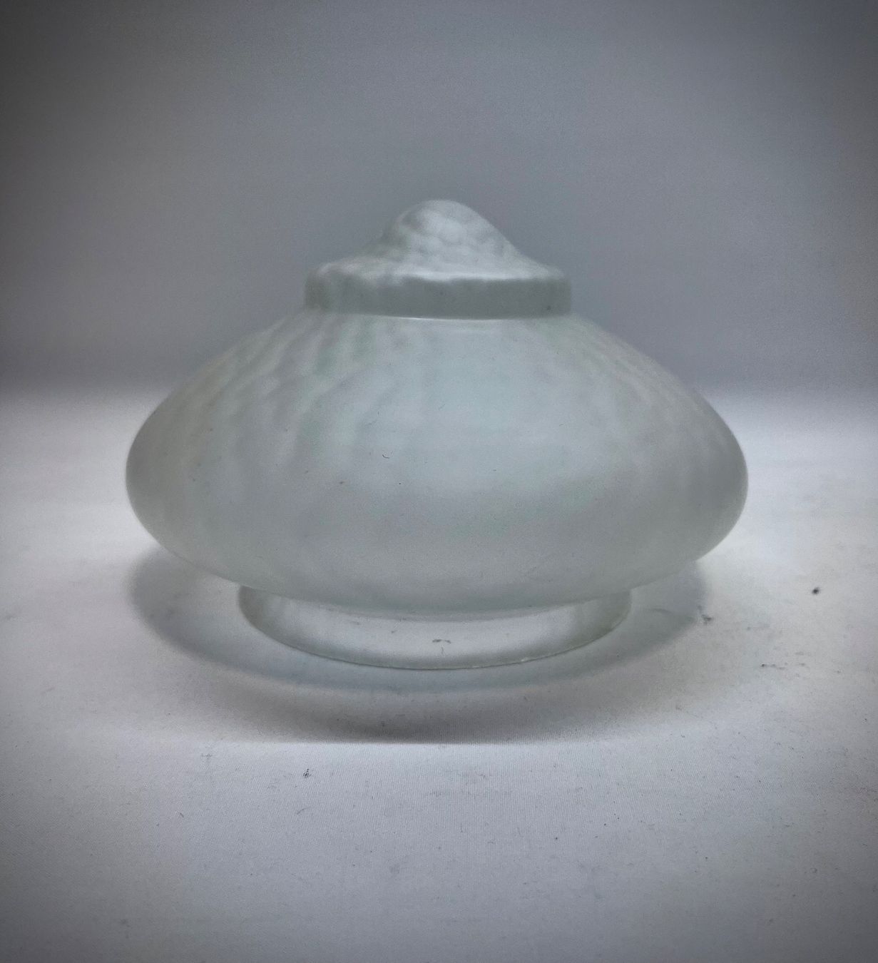 Lampadari & plafoniere: Jugendstil Hängeleuchte, mattes Glas, Messing, ca. 1900 – Usato da Männedorf venduto da MrAnderson 6
