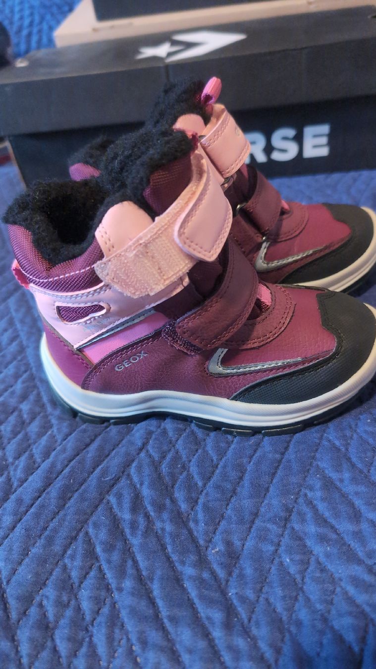 Geox Scarpe per ragazze: scarponcini invernali Geox – Nuovo (secondo la descrizione) da Biel/Bienne venduto da eug_f2ft 2