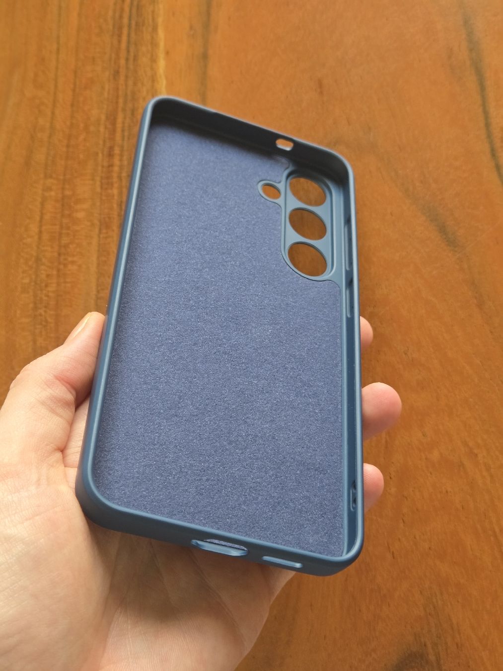 Chatières: Samsung Galaxy S25+ Hülle – Neuf (Voir description) à Rickenbach-Sulz par Bacardibabe 3