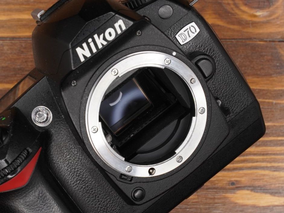 Nikon Fotocamera: Nikon D70 Body – Usato da Bern venduto da FotoStrobo.ch_Outlet 1