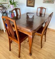 Tisch + Stühle, original Jugendstil, schweizer Handarbeit