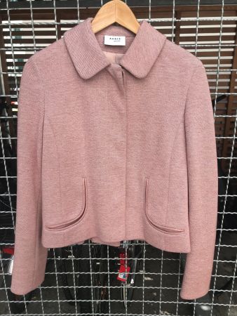 Wunderschöne Akris-Übergangsjacke in rosa