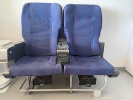 Sièges avion bleu paire, avec tablettes, bon état
