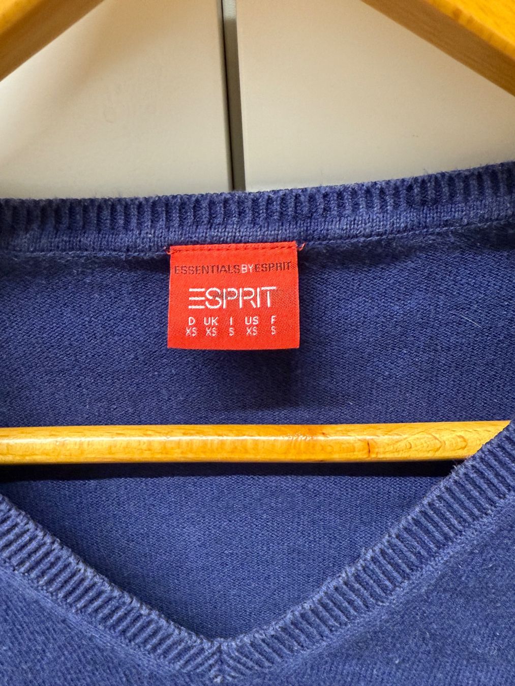 Esprit Maglioni & Felpe: Esprit Pullover, dunkelblau, XS - Top Zustand! – Nuovo (secondo la descrizione) da Zürich venduto da Cleo234 1
