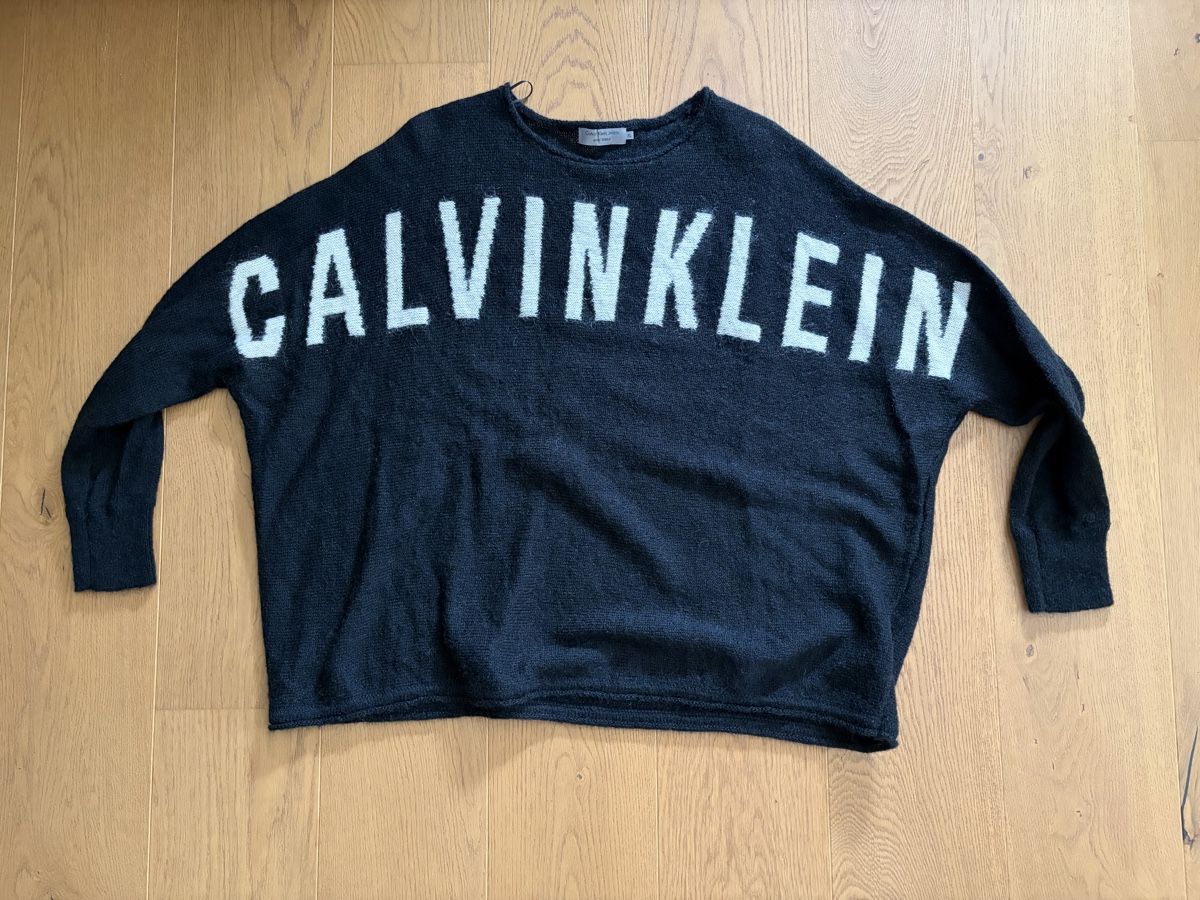 Calvin Klein Pullover & Sweatshirts: Damen Pullover Calvin Klein Jeans, XL – Gebraucht aus Oberkulm von Sanamm
