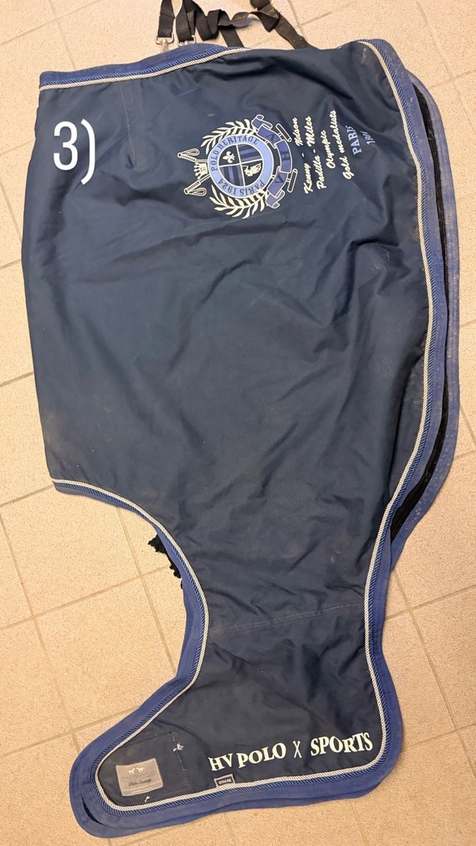 Coperte: Divers couvertures pour cheval taille 125 – Usato da Wavre venduto da ali_fyq9 3