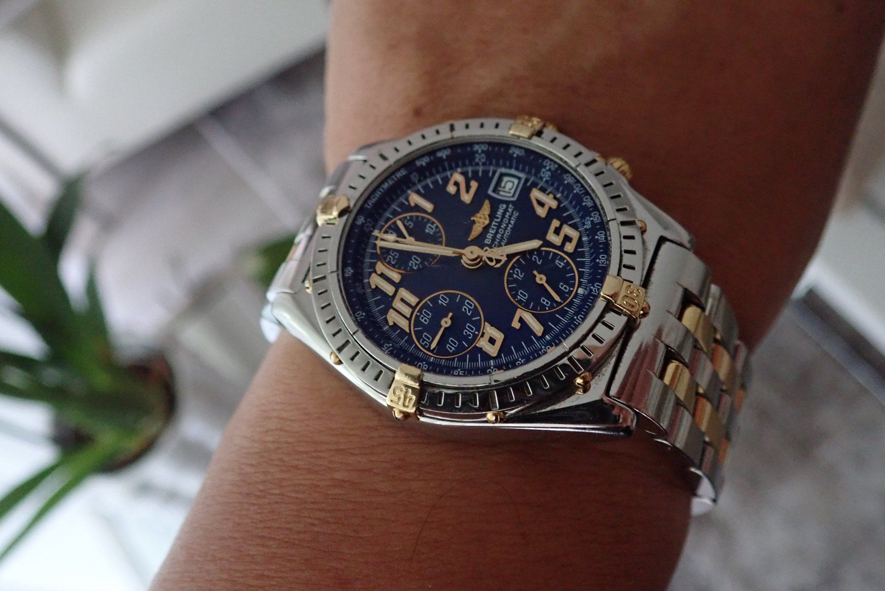 Breitling Orologi: BRIETLING CHRONOMAT AUTOMATIC 18K, GOLD STAHL 100M. – Usato da Wohlen AG venduto da superwatchesteam 8