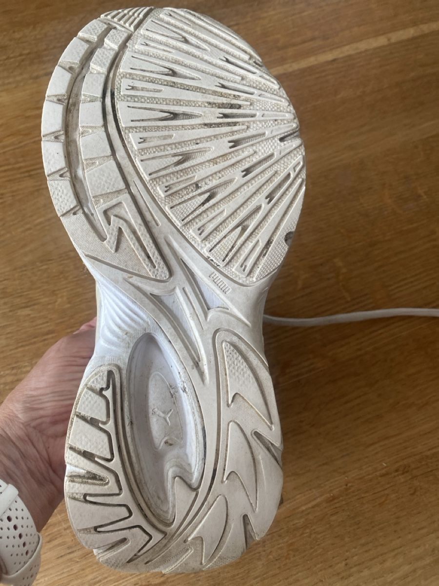 Puma Damenschuhe: Sneaker – Gebraucht aus Wattenwil von Bucht_BE 2