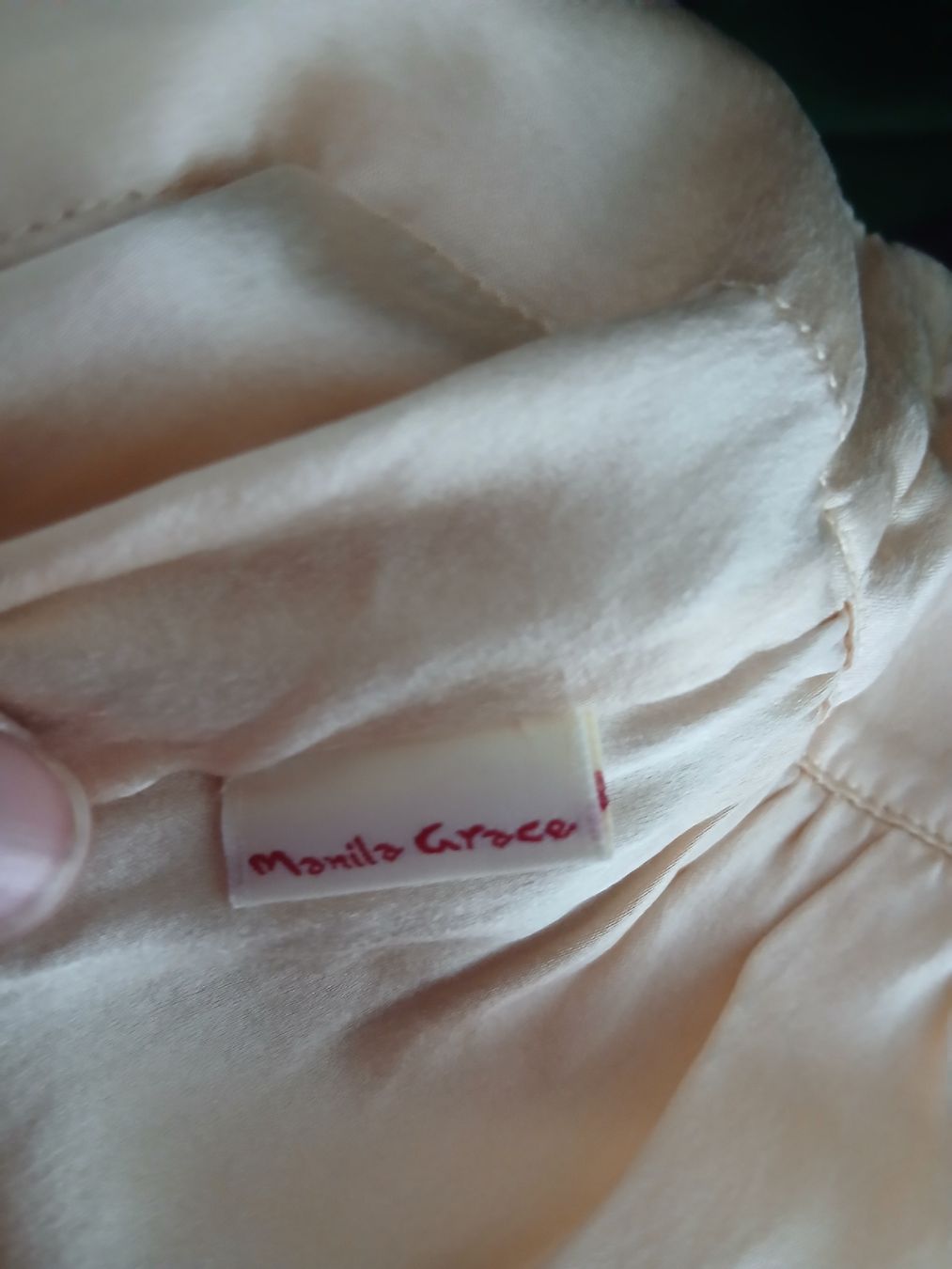 Manila Grace Gonne: Manila Grace Silk Beige Mini Skirt – Nuovo (secondo la descrizione) da Wil SG venduto da tre_g2l7 3