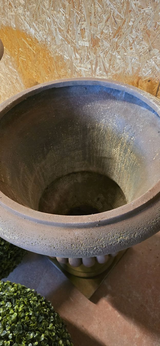 Vasi per fiori: 2 Medici Vasen, Garten Amphoren mit 2 Buchsbaumkugeln – Usato da Kaufdorf venduto da Nati-Nati 5