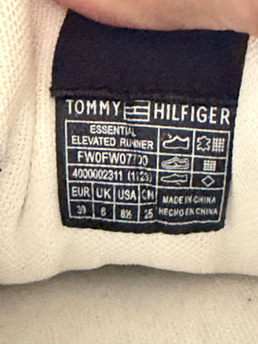 Tommy Hilfiger Scarpe da donna: Tommy Hilfiger Sneaker  Grösse 39 – Usato da Kleindöttingen venduto da Mausi59 2
