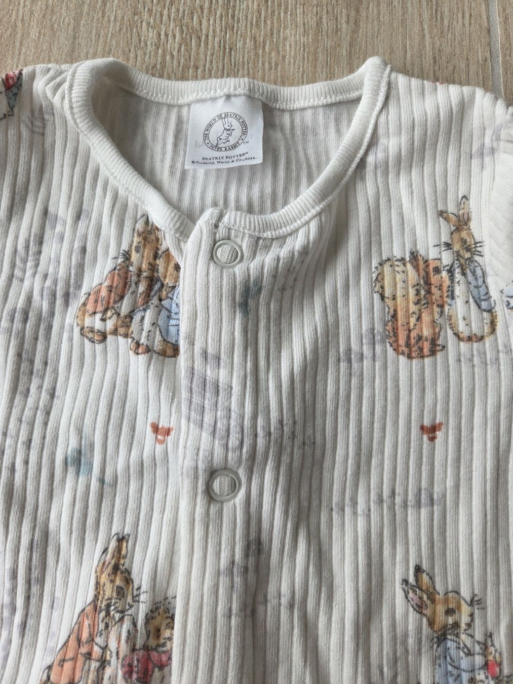 Pigiama & Simili: Pyjama une pièce, confortable et doux, 12mois comme neuf – Nuovo (secondo la descrizione) da Neuchâtel venduto da bilao 1