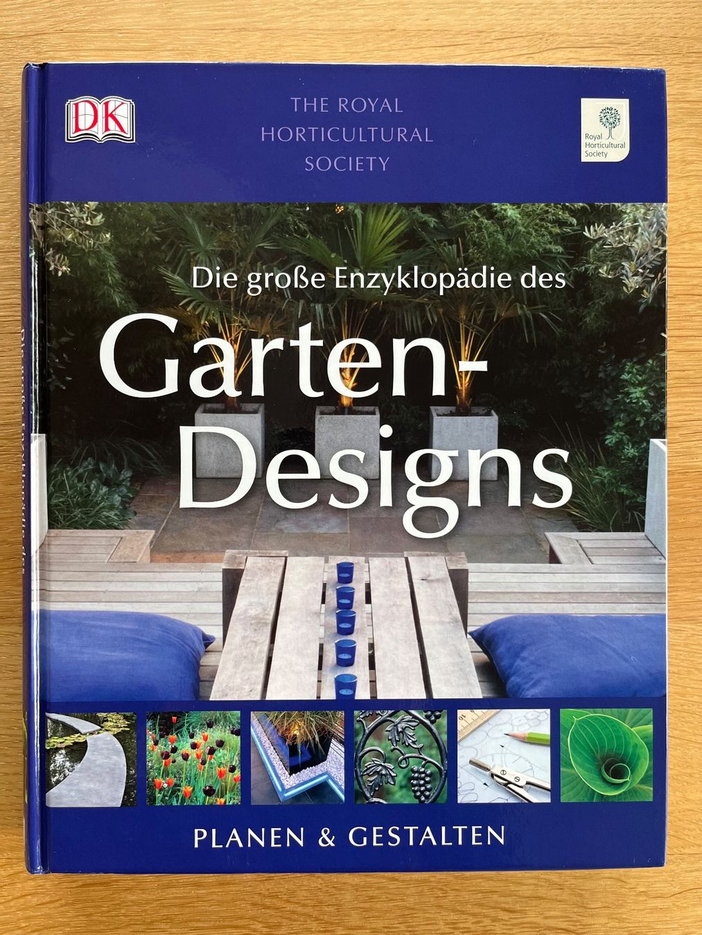 Libri: Die grosse Enzyklopädie des Gartendesign / DK Chris Young – Nuovo (secondo la descrizione) da zürich venduto da Cf8000