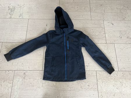 H&M Softshell Jacke Gr. 146