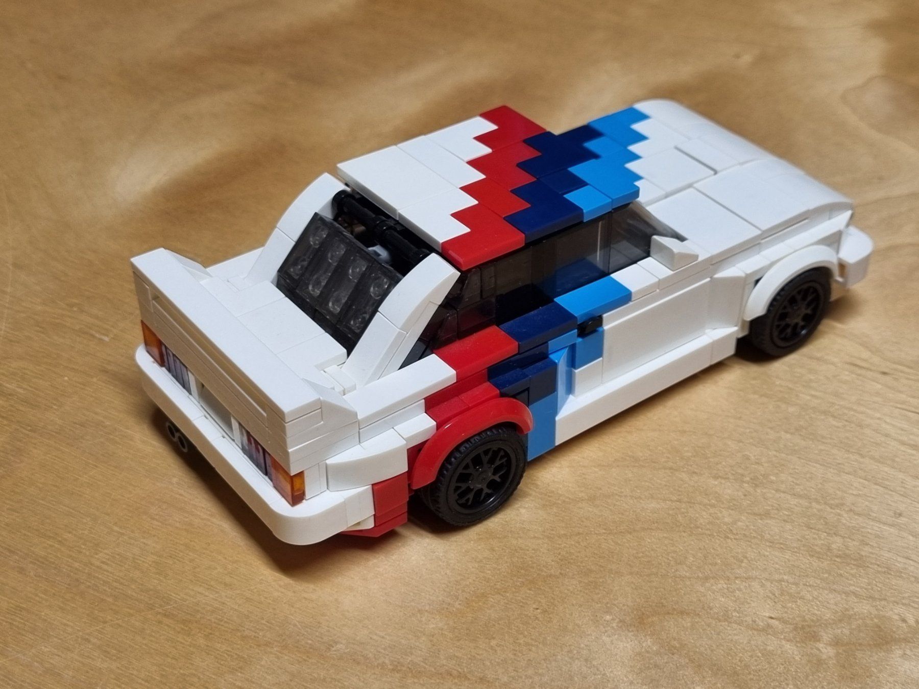 Kit di costruzioni: BMW M3 E30 MOC – Usato da Basadingen venduto da tot_59zf 2