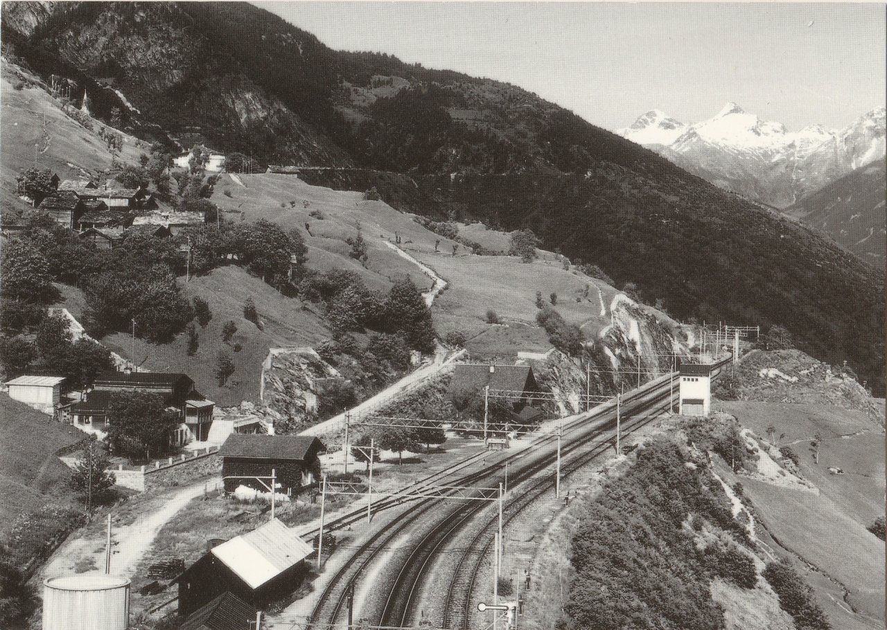 Cartoline postali: Bahnhof Ausserberg  ca. 1915 – Usato da Fällanden venduto da Blausegelfliege