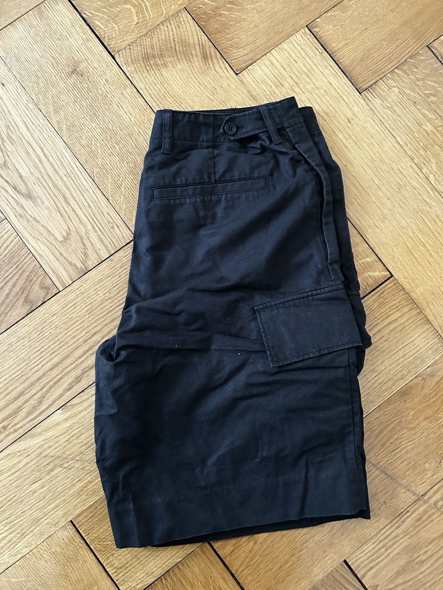 Cos Pantaloni: cos cargo shorts – Usato da Zürich venduto da ema_li 2