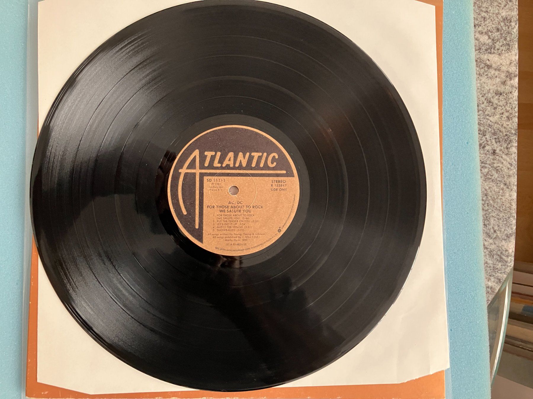 Vinyles: AC/DC – D'occasion à Aarwangen par Jukebox3 4