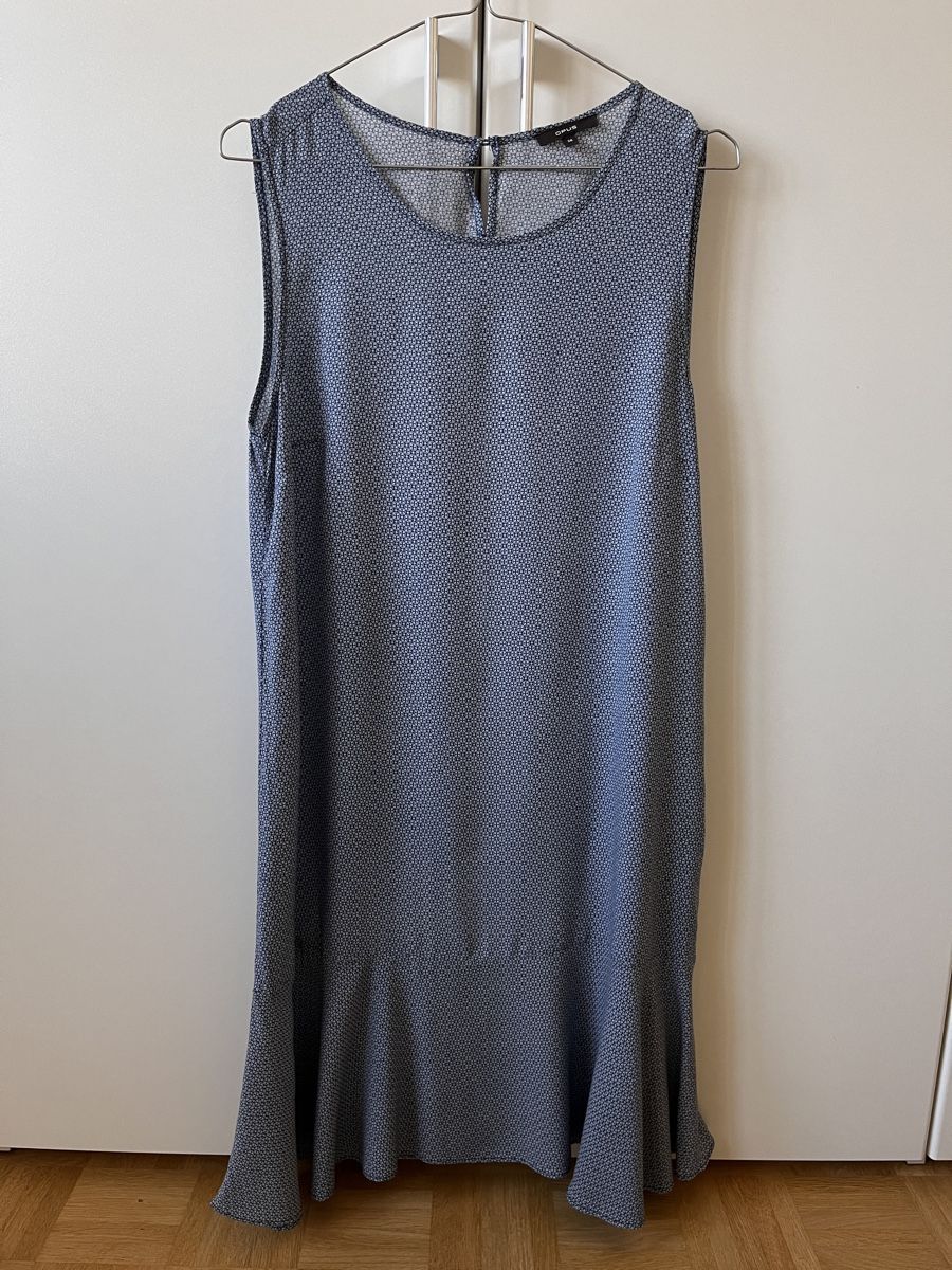 Opus Vestiti: Opus Kleid, Gr. 38, blau gemustert – Usato da Zürich venduto da Kleanthy