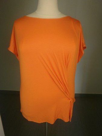 T-shirt orange clasic T. 44