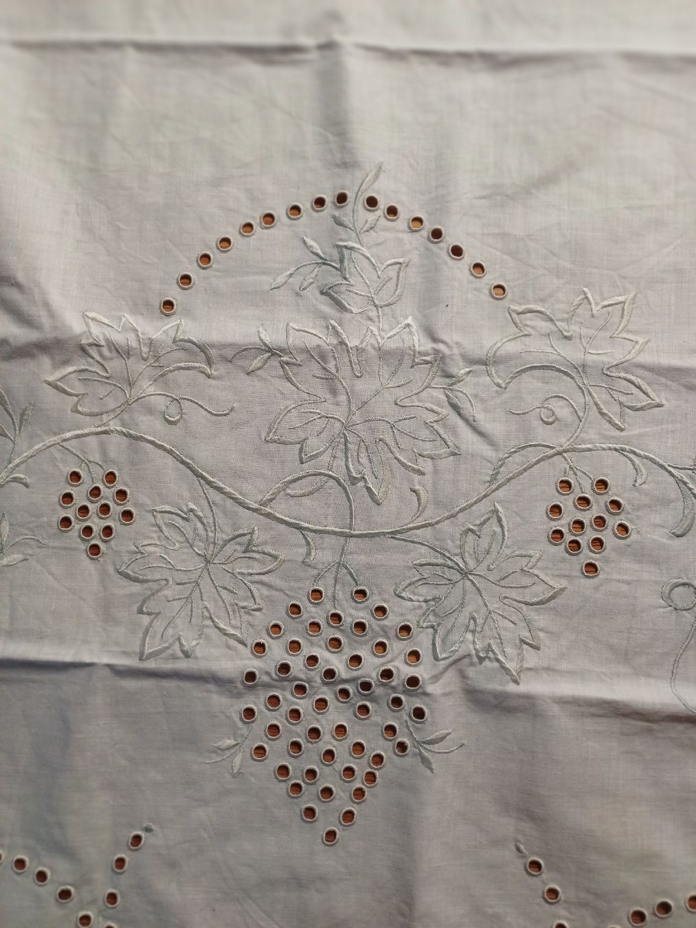 Coperte: Bestickte spezielle Decke – Usato da Gächliwil venduto da lesidees 3