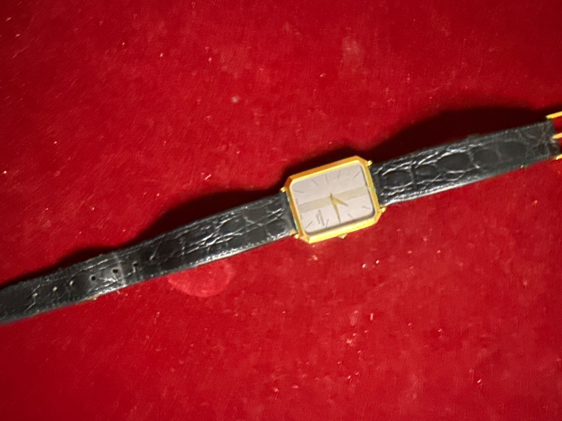 Bucherer Uhren: Bucherer Quarz 26 mm – Gebraucht aus Pfeffingen von Allhandelklgwatches 2
