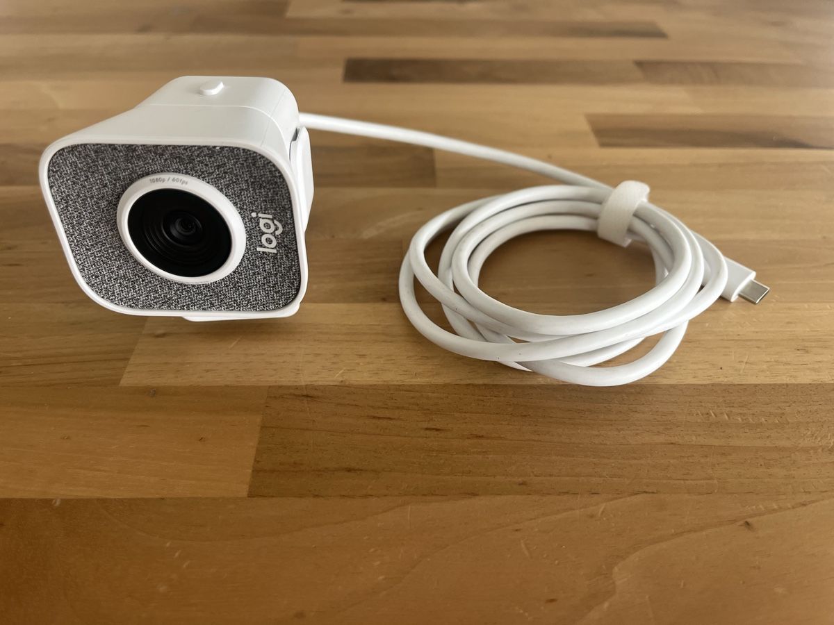 Logitech Webcam: Logitech Webcam Brio 300 - Top Zustand – Nuovo (secondo la descrizione) da Altstätten SG venduto da tan_lzx2 2