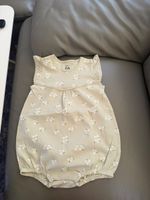Strampler Baby C&A Blumenmuster Grösse 86 Top Zustand