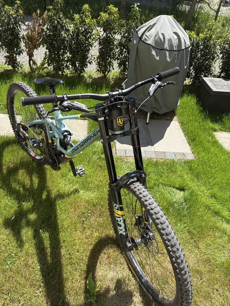 Mondraker Velos: Mondraker Summum Carbon R 27,5/29 – Gebraucht aus Oftringen von dio_c9mp 2