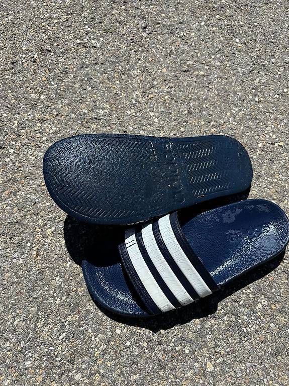 Scarpe da uomo: Adidas Schlappen, top – Usato da Hittnau venduto da ant_s5mh 3