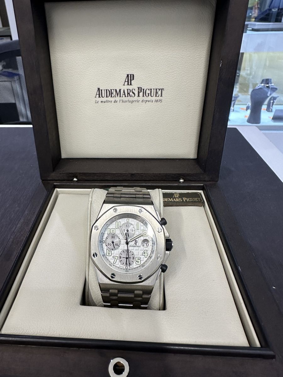 Audemars Piguet Orologi: Audemars Piguet Royal Oak Offshore – Usato da Bassersdorf venduto da oesale 9
