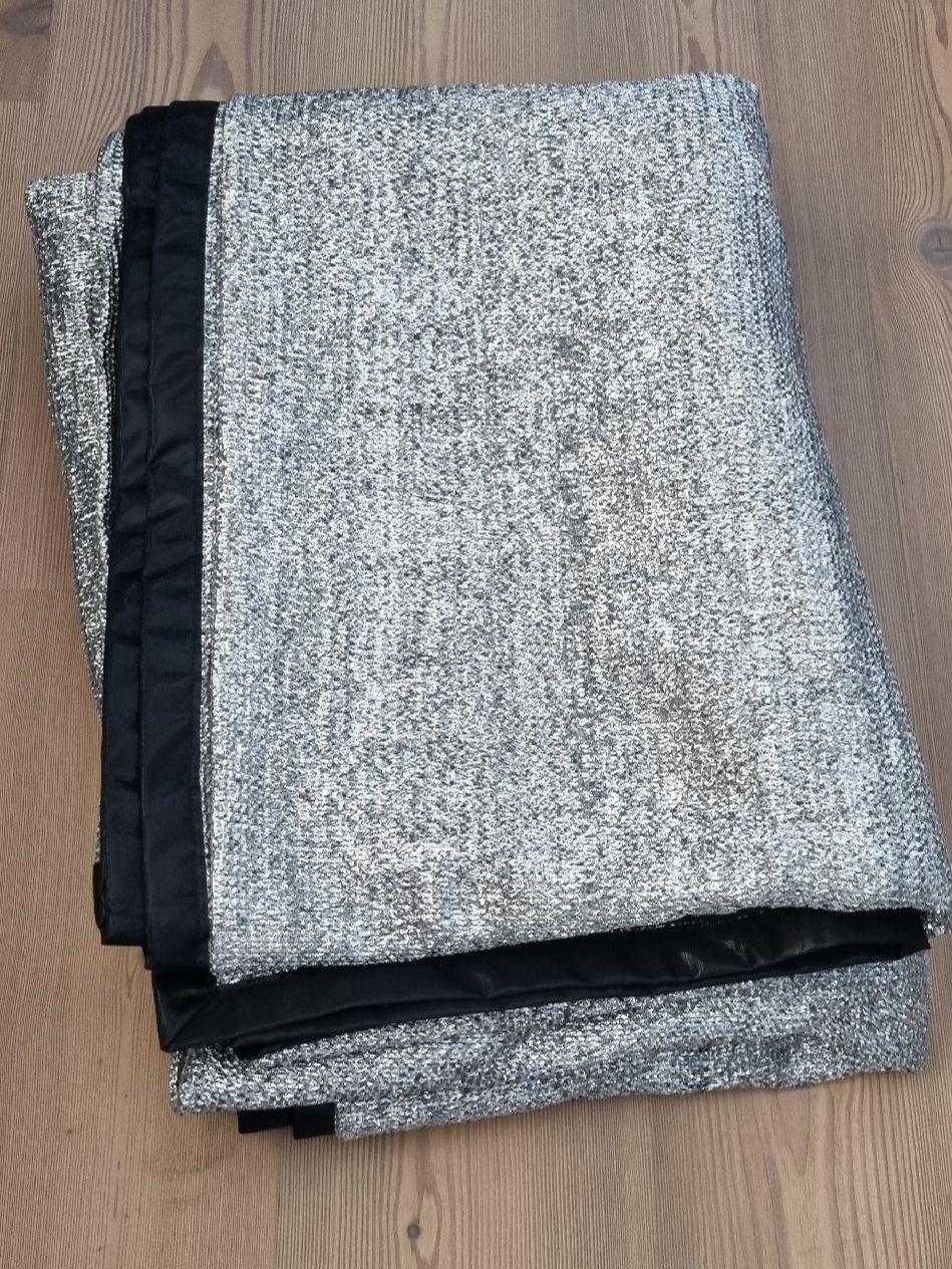Housses pour voitures: Ruby Dog Schattennetz keepcool.ch 3x5m gebrauchter Zustand – D'occasion à Reichenburg par Mede04 3