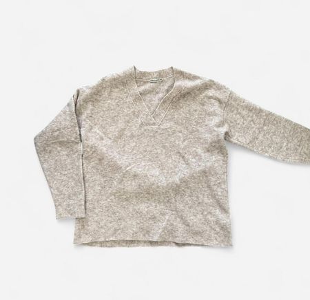 beige jumper 