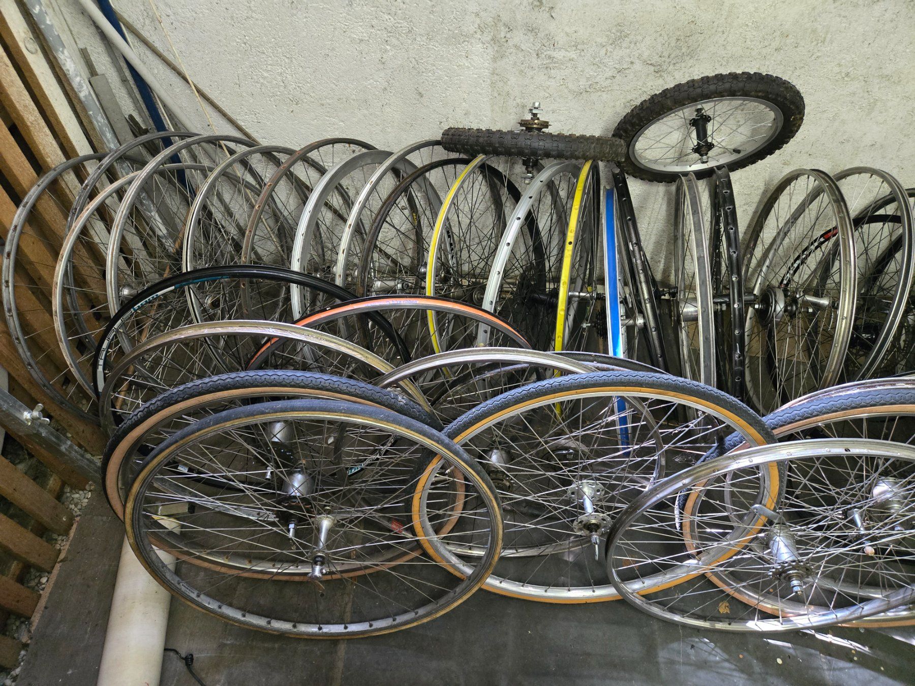 Ersatzteile: 50 Veloräder – Gebraucht aus Biel/Bienne von Rouf7 4