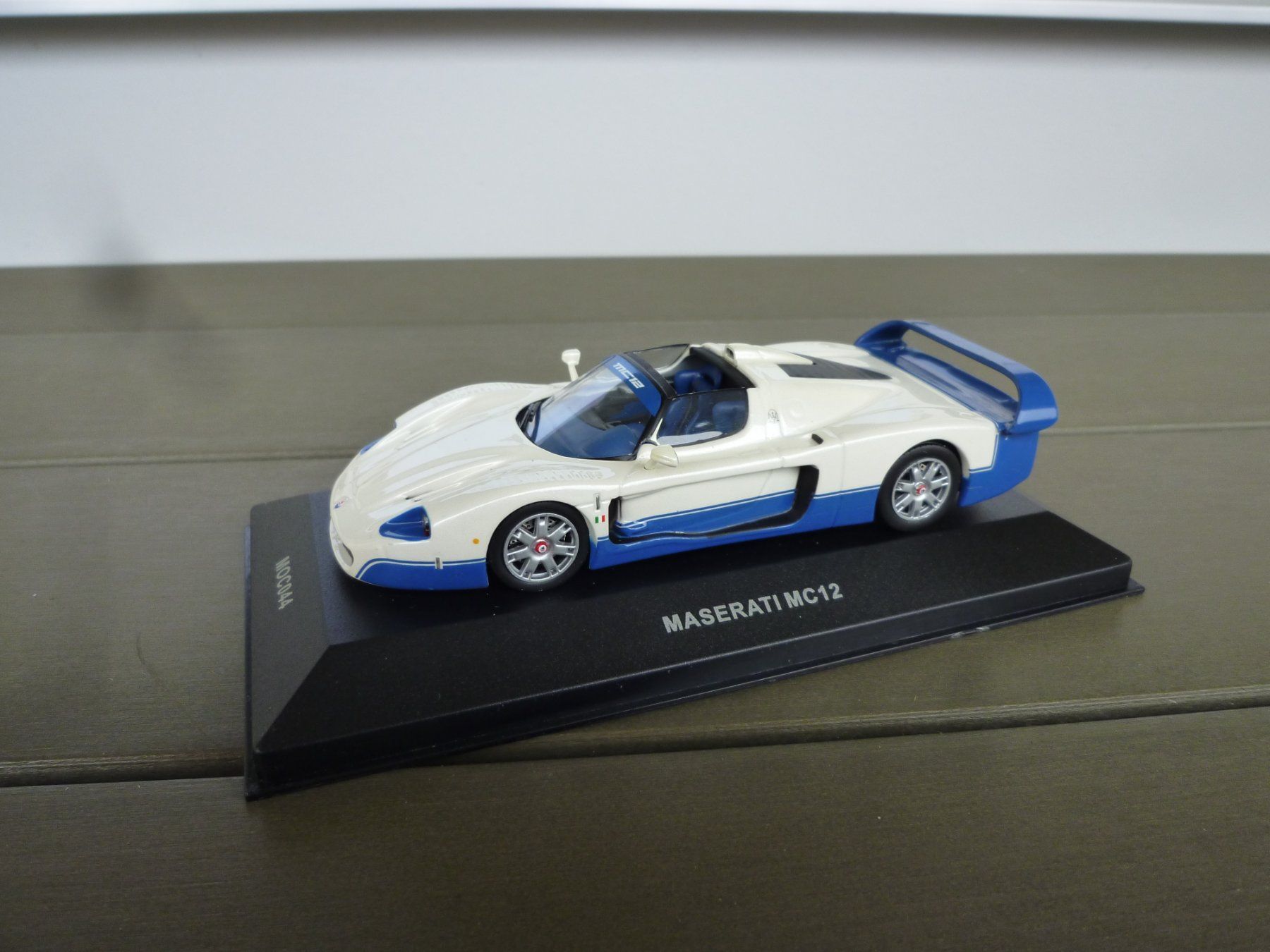 Maserati Modellini d'auto: Maserati MC 12 – Nuovo (secondo la descrizione) da Flawil venduto da Imperiosud