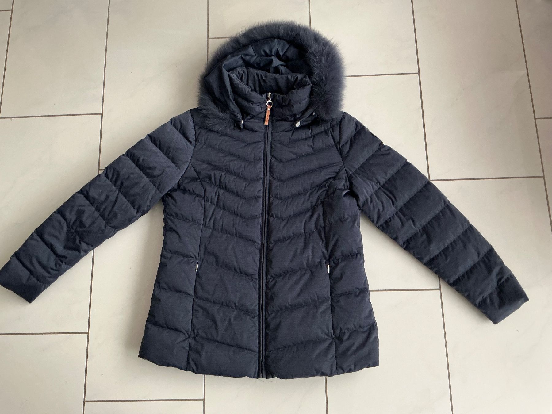 Luhta Giacche: Schöne Daunenjacke Luhta Gr.44 – Usato da Biel-Benken BL venduto da Sahra1