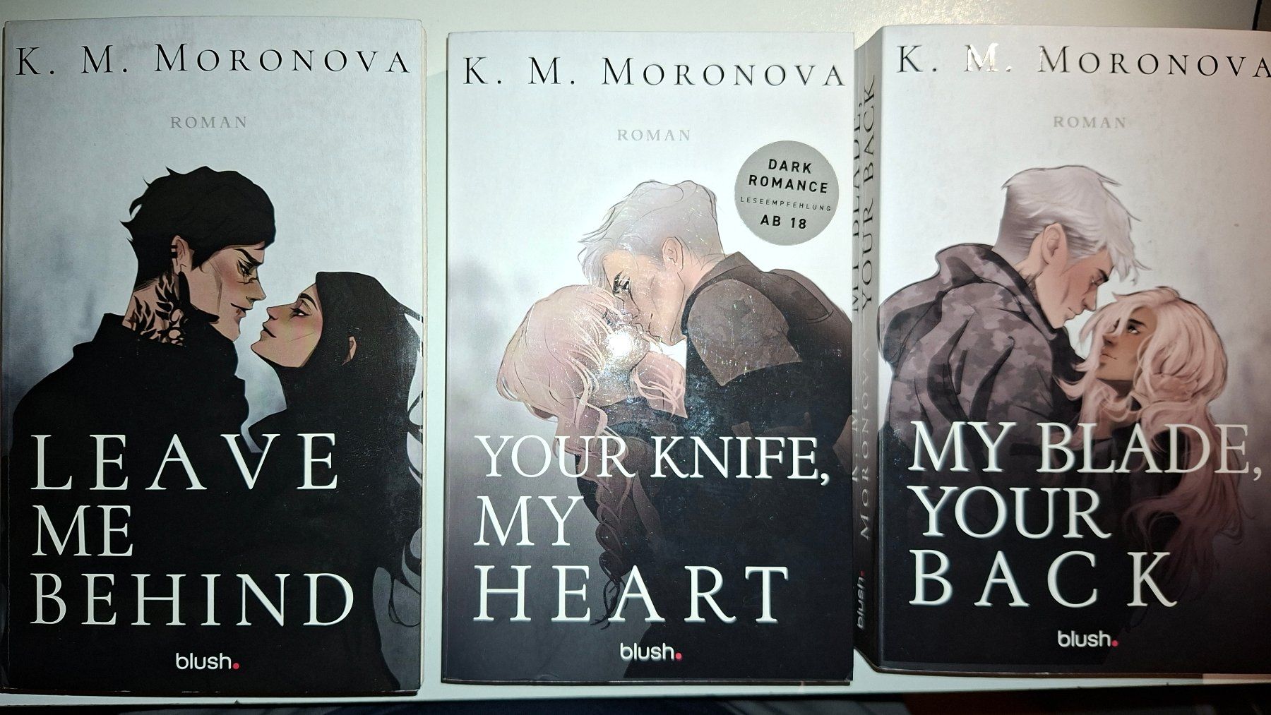Libri: K. M. Moronova Trilogie: Deutsche Erstausgabe – Usato da Dietikon venduto da Buchantiqdietikon