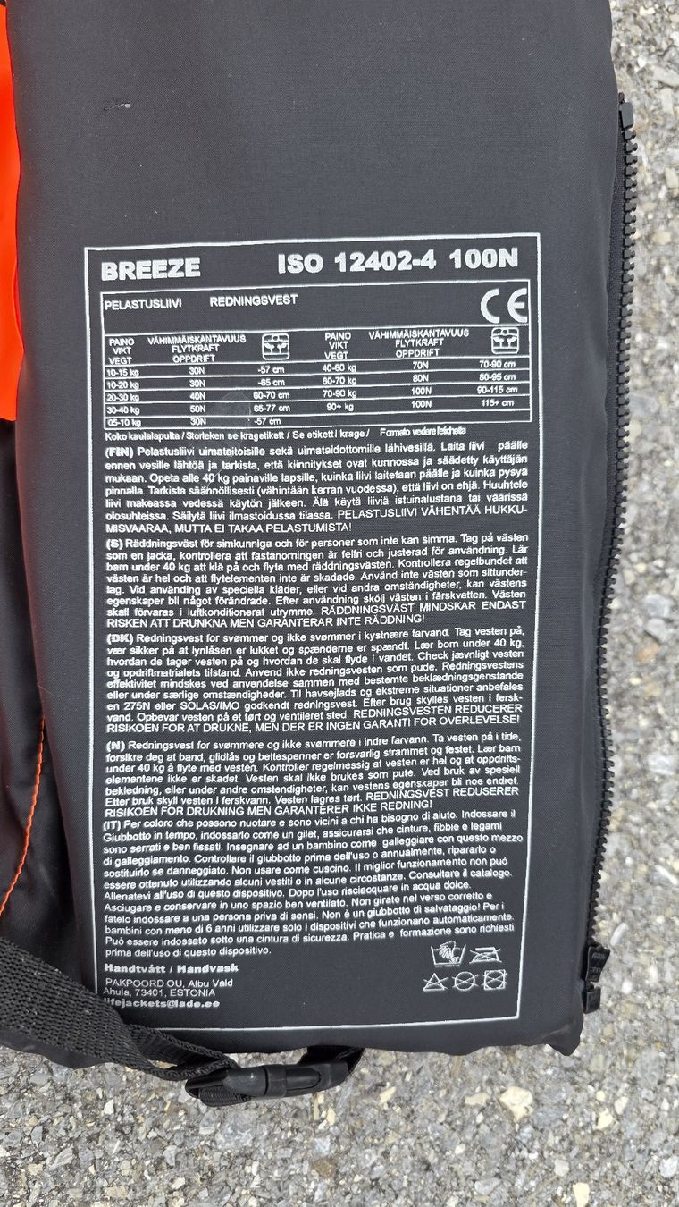 Schwimmwesten: Schwimmwesten Compass – Neu (gemäss Beschreibung) aus Sool von hpw_gdp7 2