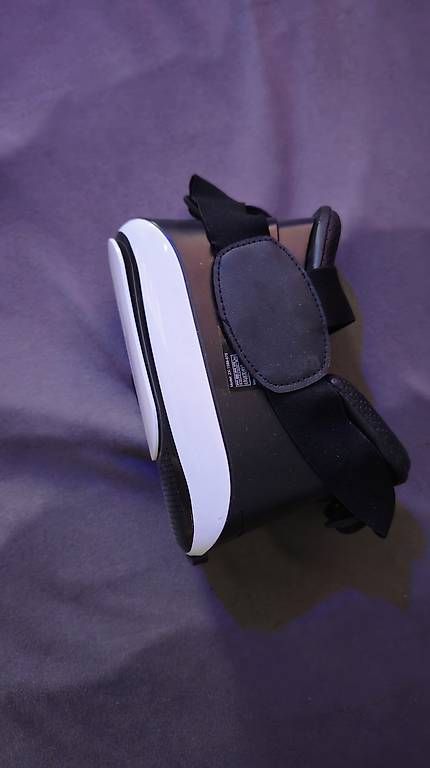 Casco VR: VR brille Handy – Usato da Leutwil venduto da Nilsroth00