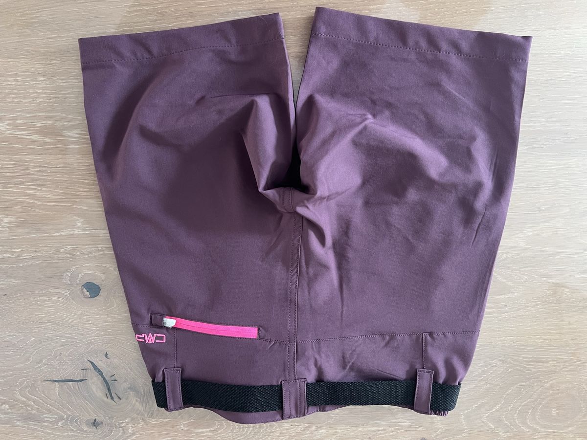 CMP Pantaloni: Cmp Shorts neu Gr.152 – Nuovo (secondo la descrizione) da Bottighofen venduto da fritz-81 1