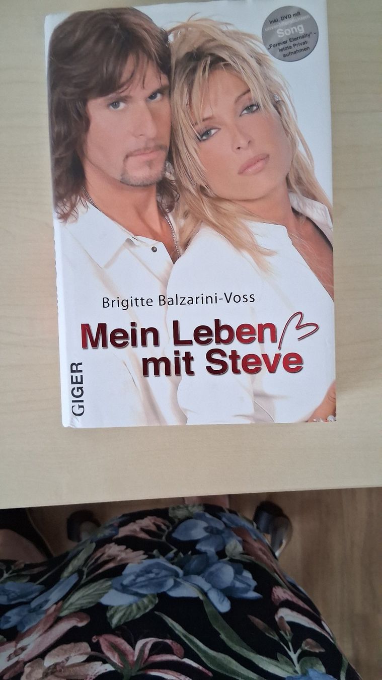 Libri: Mein Leben mit Steve – Nuovo (secondo la descrizione) da Hüntwangen venduto da Eknubel