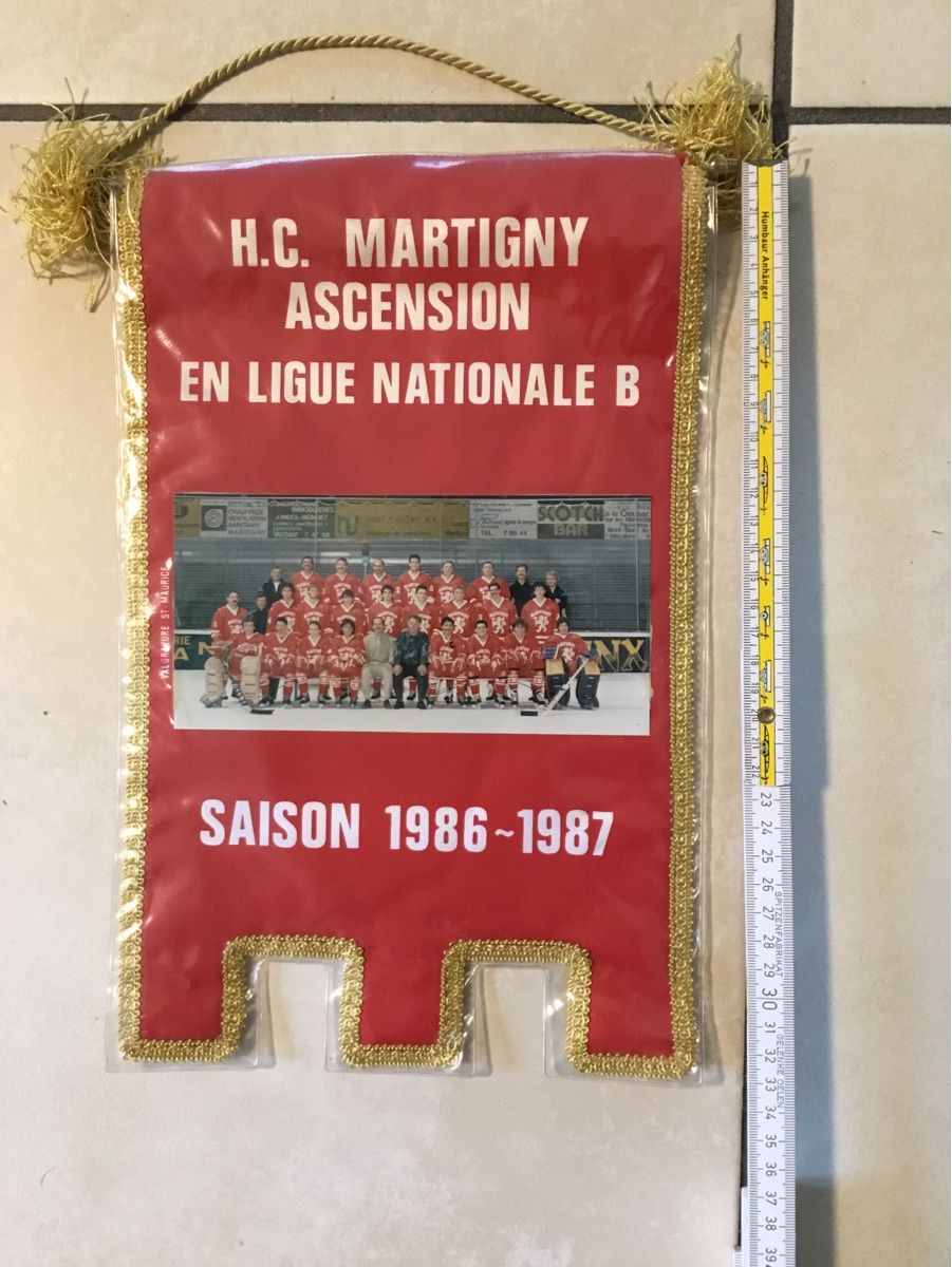 Toppe: Fanion HC MARTIGNY 1986-1987 – Nuovo (secondo la descrizione) da Vétroz venduto da Moulb7
