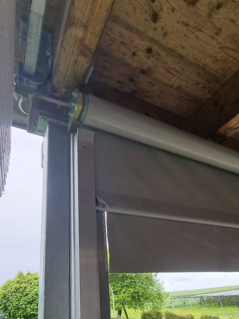 Tende da sole: Balkon Windschutz Rollo, neuwertig – Usato da Gossau SG venduto da juergDaenzer 6